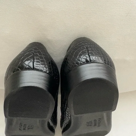 SAS Black Textured Loafers - Picture 5 of 8